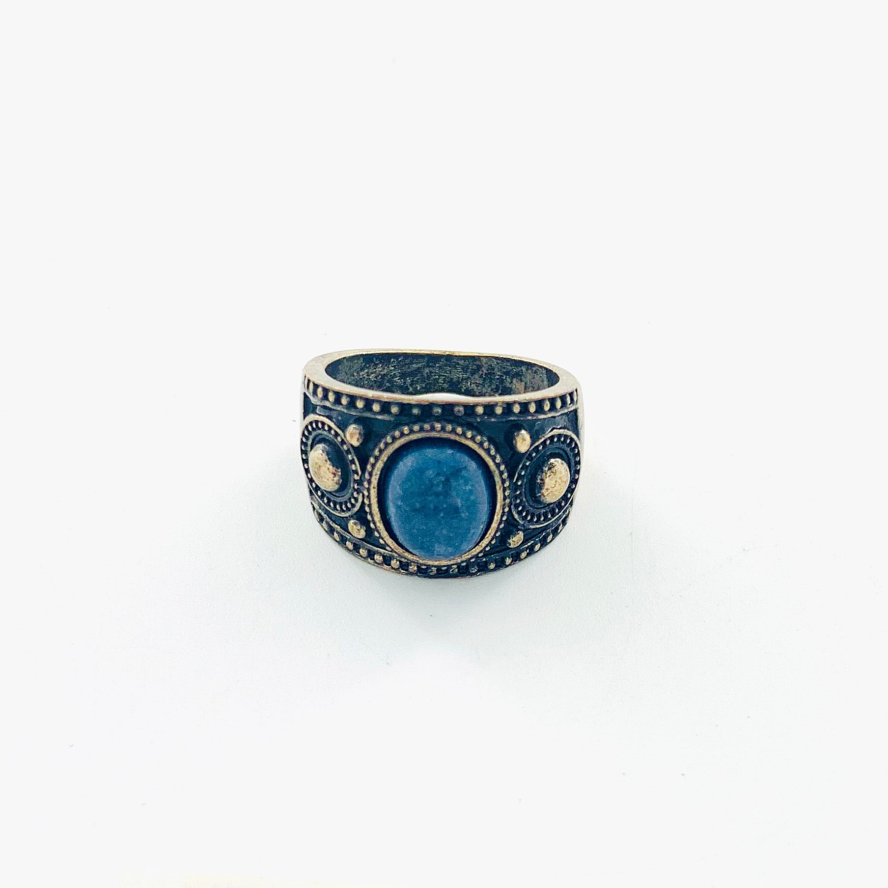 Vintage-styled ring with blue stone